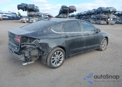 2020 Ford Fusion Se z USA, uszkodzony, nr VIN 3FA6P0HD4LR143895